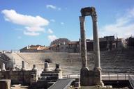 detail-theatre-arles.jpg